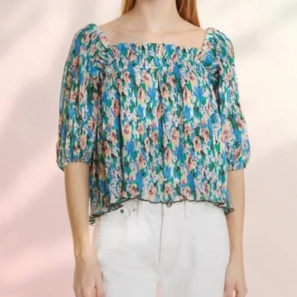 Ganni Tops - Ganni Floral Voluptuous Print Plisse Puff Blouse EU 44/US 12